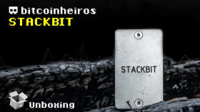 Stackbit - Unboxing da carteira de metal fabricada no Brasil by bitcoinheiros